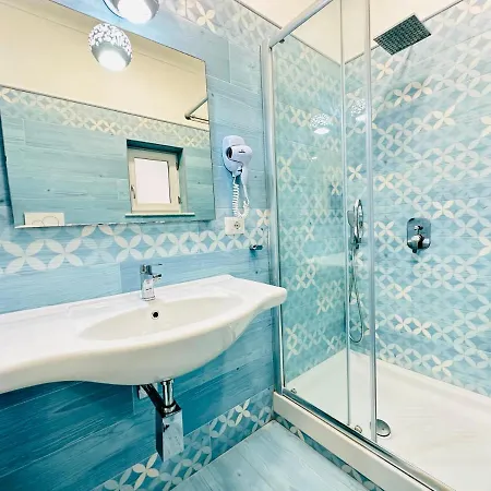 Sky - Immobilevante Guest house 3*