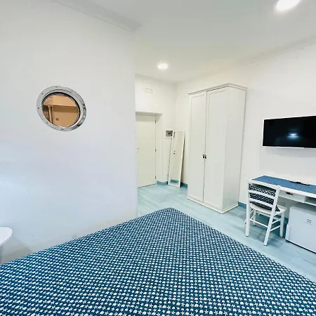 Sky - Immobilevante Affittacamere 3*