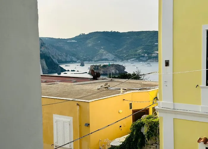 Sky - Immobilevante Ponza