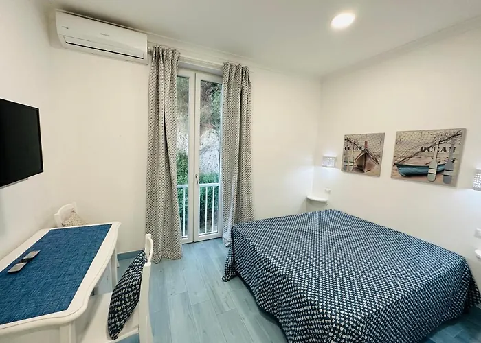 Sky - Immobilevante 3* Ponza