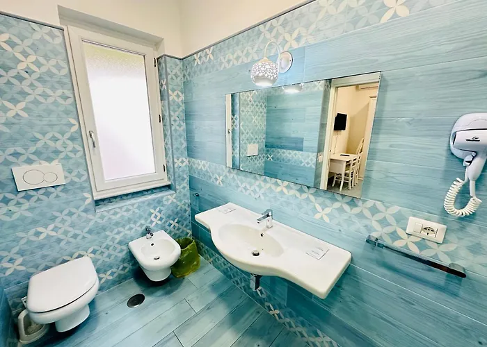 Sky - Immobilevante 3* Ponza